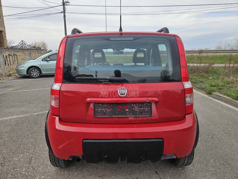Fiat Panda CLIMBING