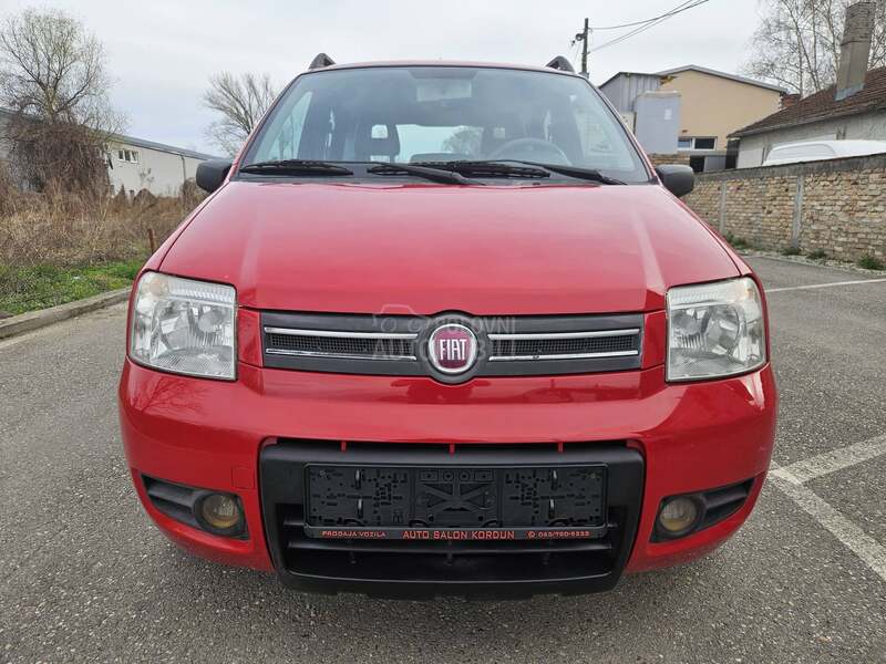 Fiat Panda CLIMBING