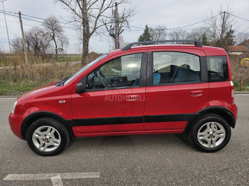Fiat Panda CLIMBING