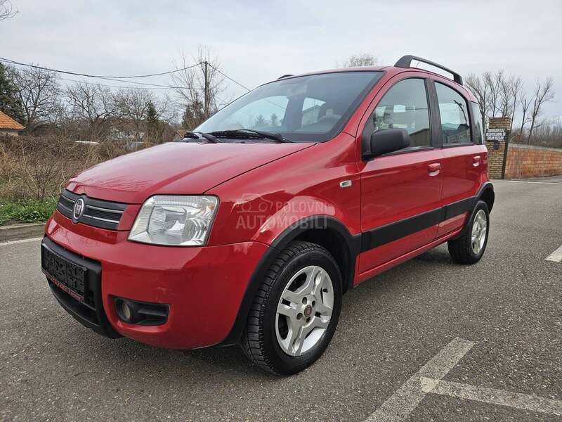 Fiat Panda CLIMBING