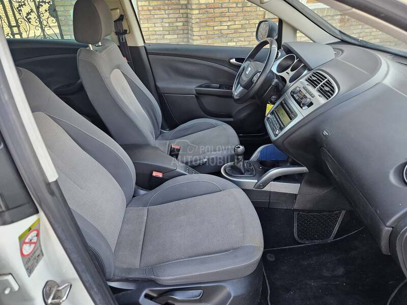 Seat Altea XL A K C I J A
