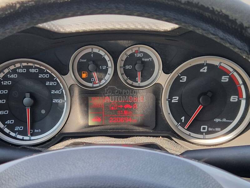 Alfa Romeo MiTo A K C I J A
