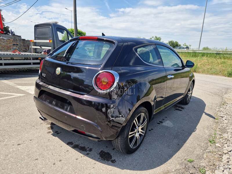 Alfa Romeo MiTo A K C I J A
