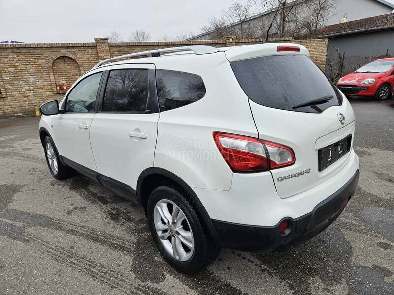 Nissan Qashqai + 2 A K C I J A
