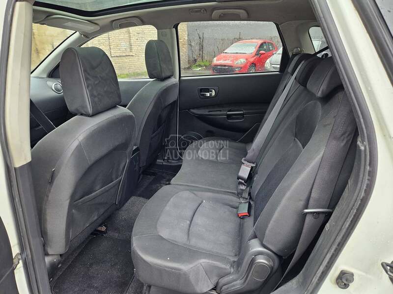 Nissan Qashqai + 2 A K C I J A