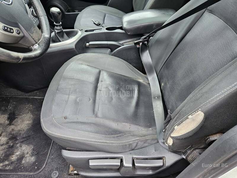 Nissan Qashqai + 2 A K C I J A