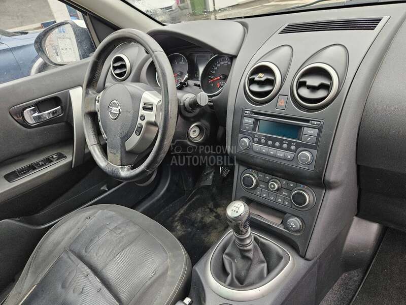 Nissan Qashqai + 2 A K C I J A