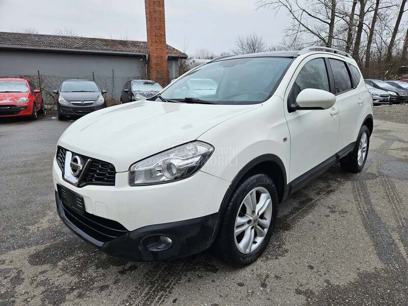 Nissan Qashqai + 2 A K C I J A