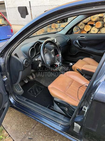 Alfa Romeo 147 1.9