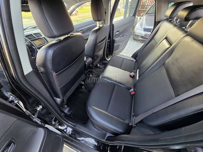 Citroen C-Aircross 1.8 D N.A.V.I