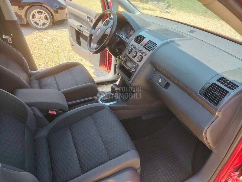 Volkswagen Touran 1.9 TDI DSG