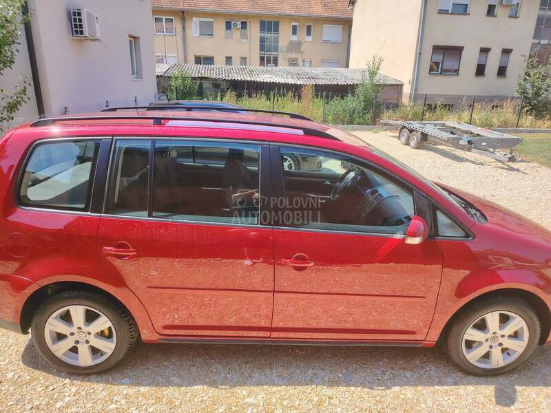 Volkswagen Touran 1.9 TDI DSG