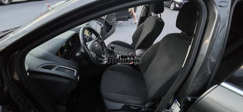 Ford Focus 1.6TNG/NAV/o p i s