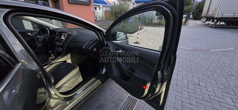 Ford Focus 1.6TNG/NAV/o p i s