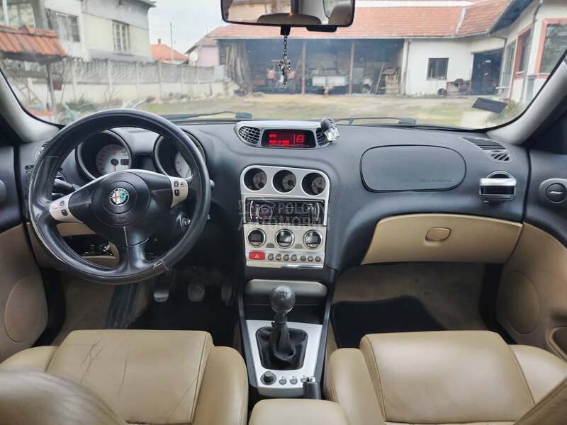 Alfa Romeo 156 