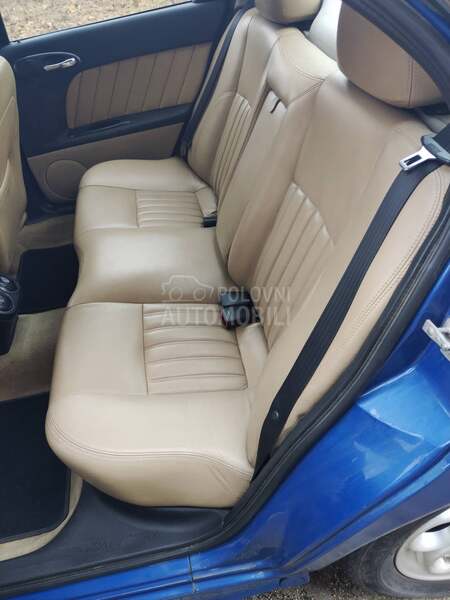 Alfa Romeo 156 