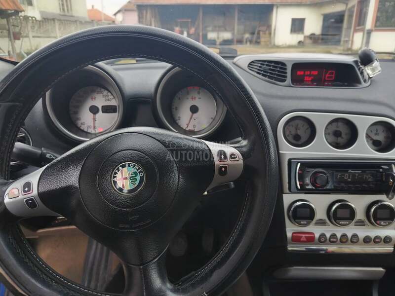 Alfa Romeo 156 