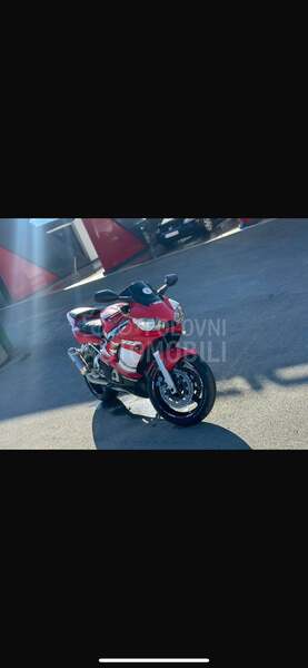 Yamaha r6