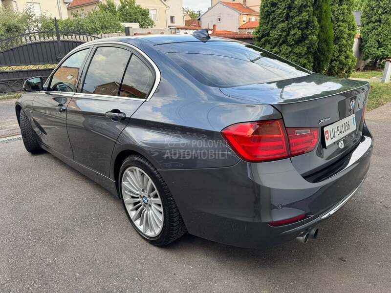 BMW 328 2.0 i 4x4 LUXURY CH