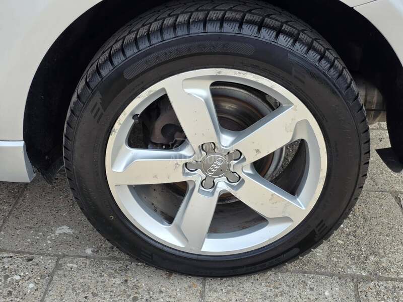 Audi Q5 2.0d AUT/LEDXSEN