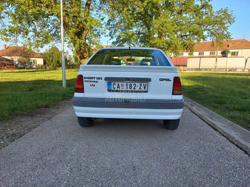 Opel Kadett 
