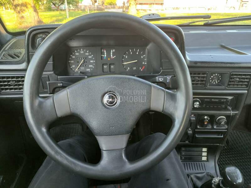 Opel Kadett 