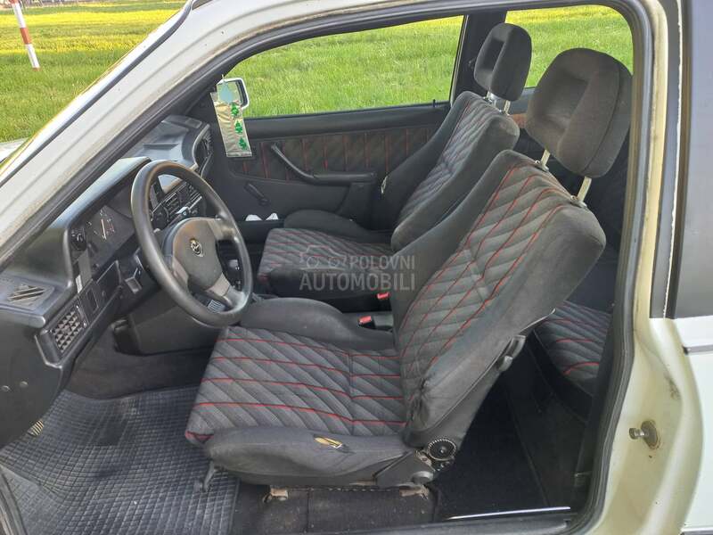 Opel Kadett 