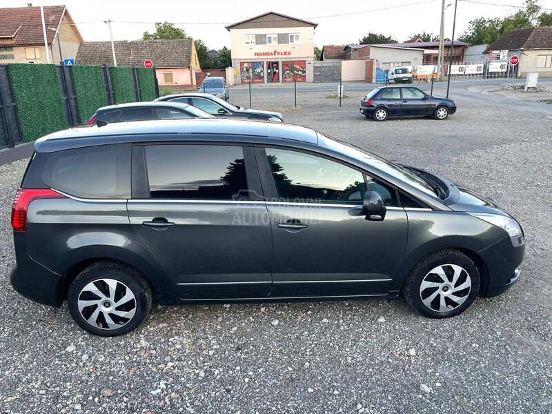 Peugeot 5008 1.6HDI