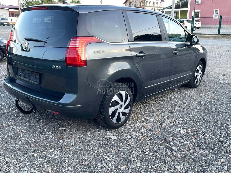 Peugeot 5008 1.6HDI