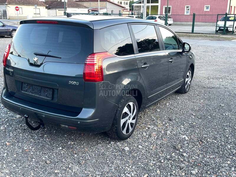 Peugeot 5008 1.6HDI