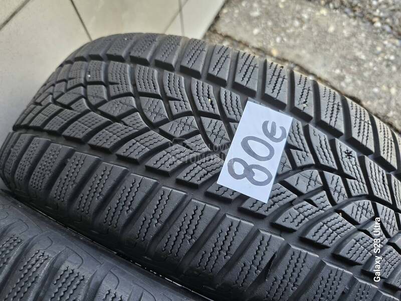 Goodyear 205/50 R17 Zimska