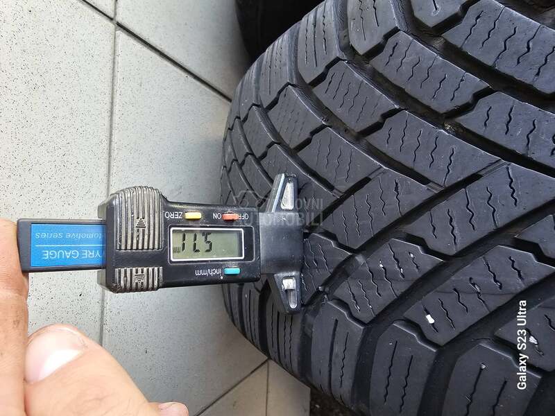 Continental 205/55 R16 Zimska