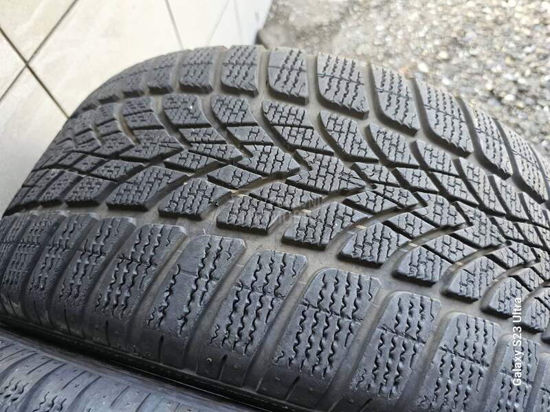 Dunlop 255/40 R18 Zimska
