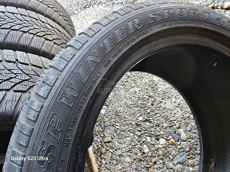 Dunlop 255/40 R18 Zimska
