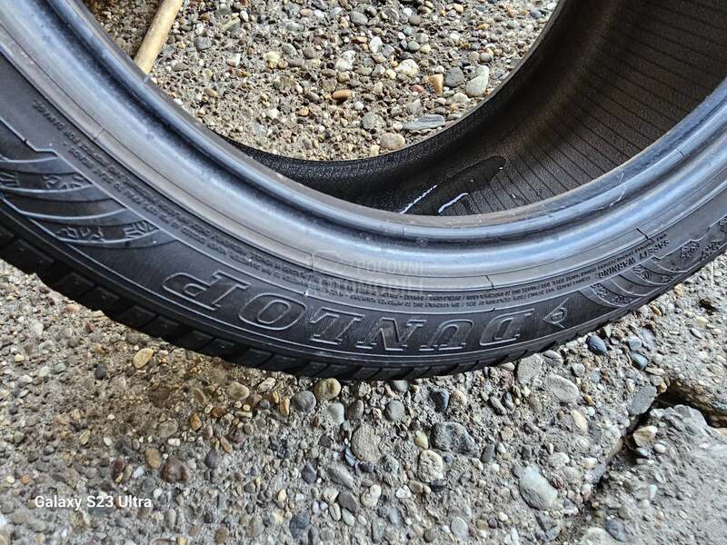 Dunlop 255/40 R18 Zimska