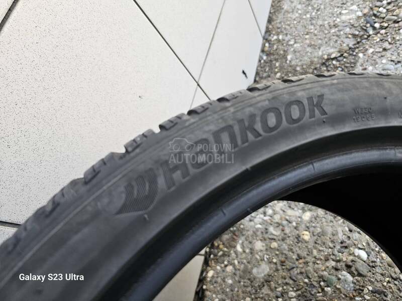 Hankook 255/35 R19 Zimska