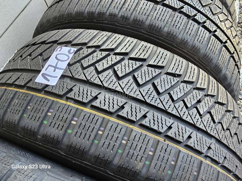 Continental 225/55 R17 Zimska