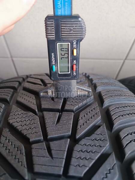 Hankook 245/45 R19 Zimska