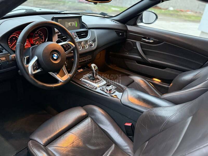 BMW Z4 2.0i M aut/nav/led