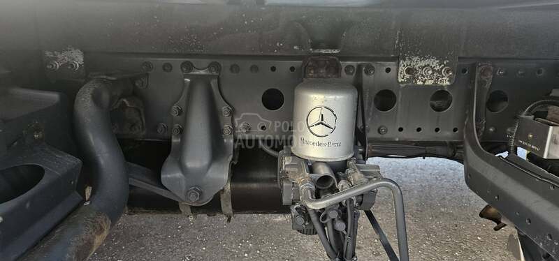 Mercedes Benz 816. 5.2m