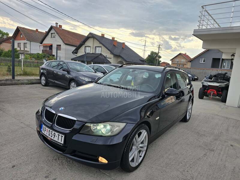 BMW 320 