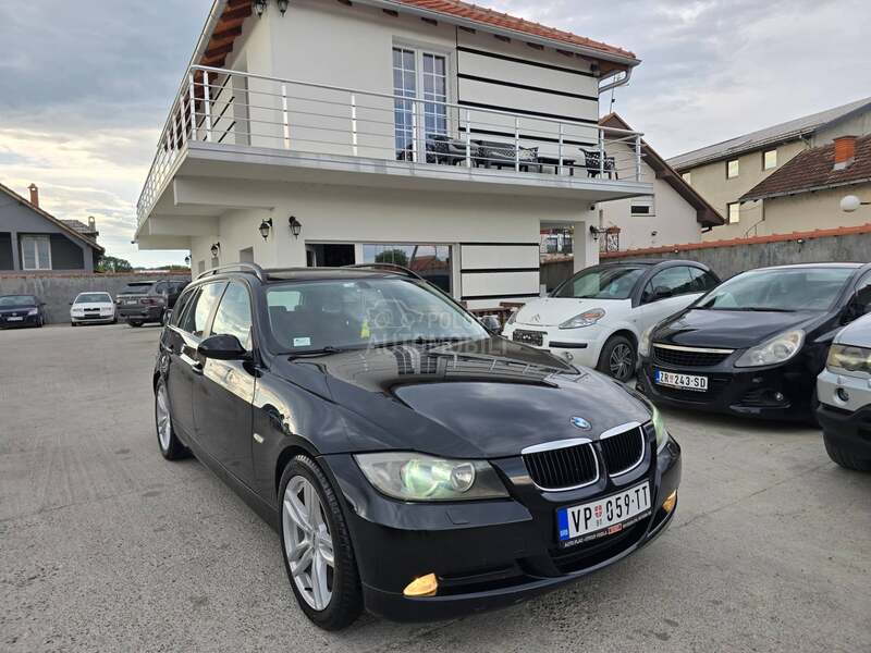 BMW 320 