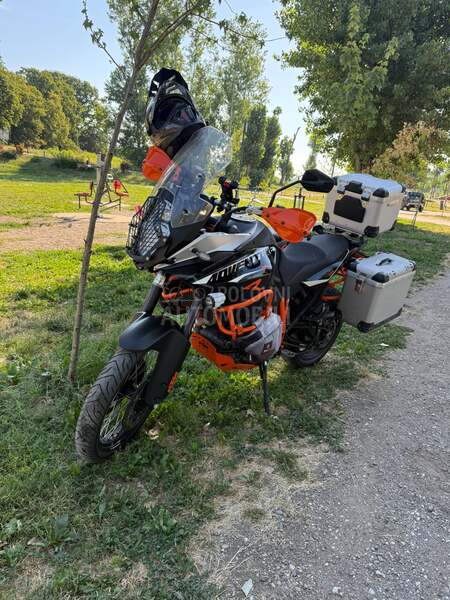 KTM Adventure R 1190