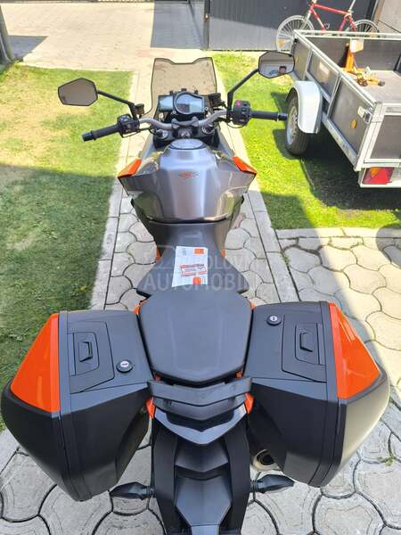 KTM Super duke GT 1290