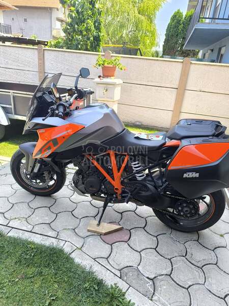 KTM Super duke GT 1290