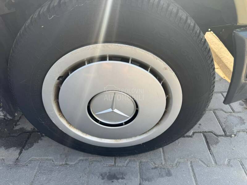Mercedes Benz E 124 200 D