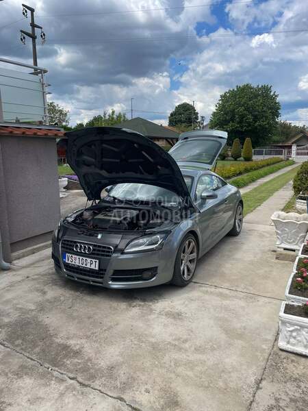 Audi TT 