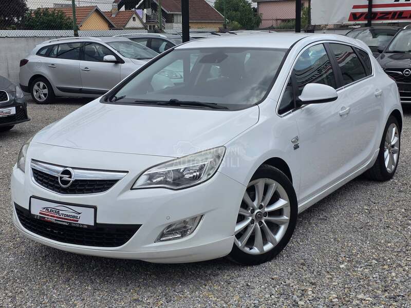 Opel Astra J 1.7 CDTI/ OPC LINE