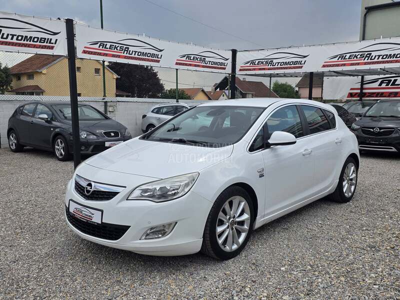 Opel Astra J 1.7 CDTI/ OPC LINE