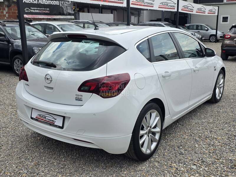 Opel Astra J 1.7 CDTI/ OPC LINE